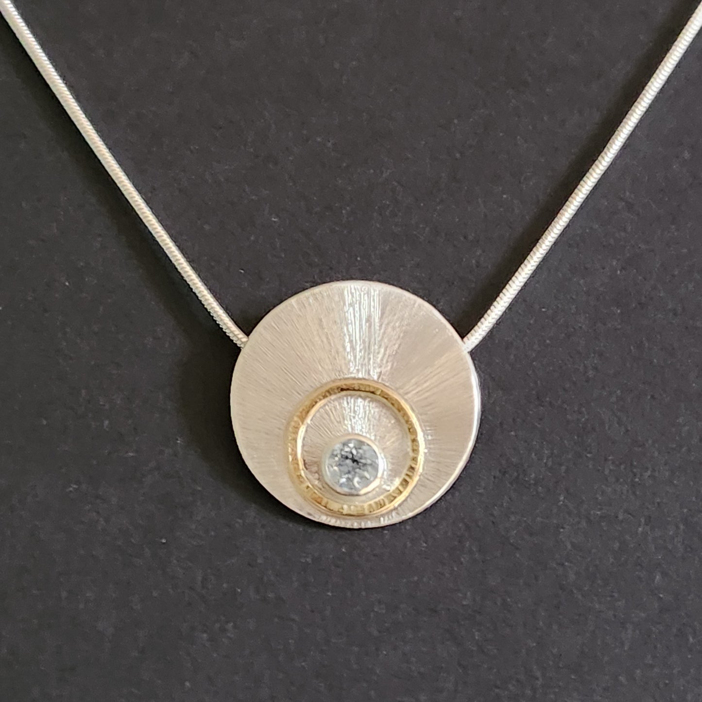 Collier solaire en Argent, Or 18K et Topaze