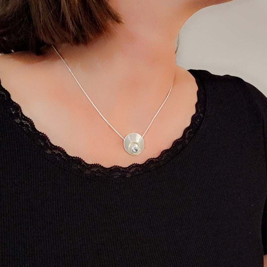 Collier solaire en Argent, Or 18K et Topaze
