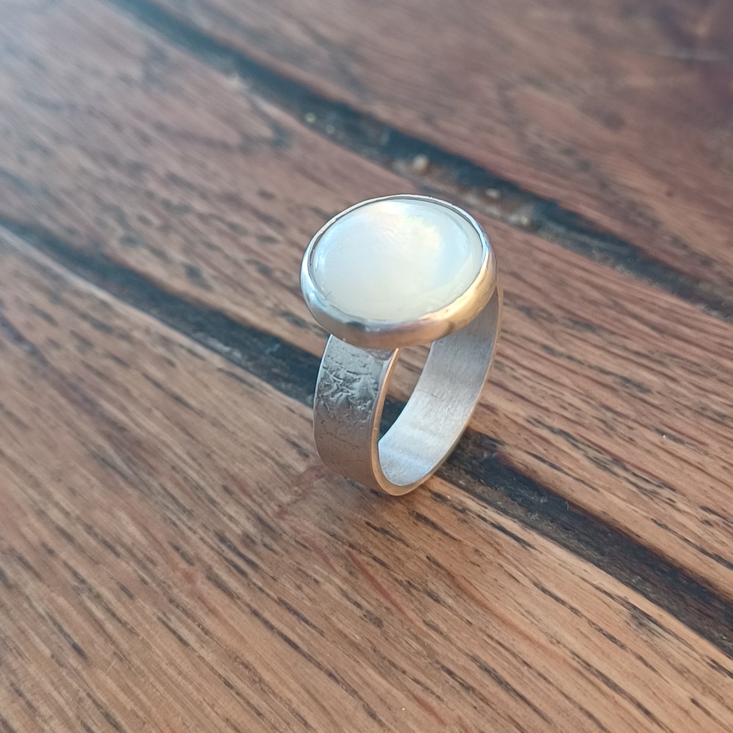 Bague Lili en Argent sertie d'une Nacre
