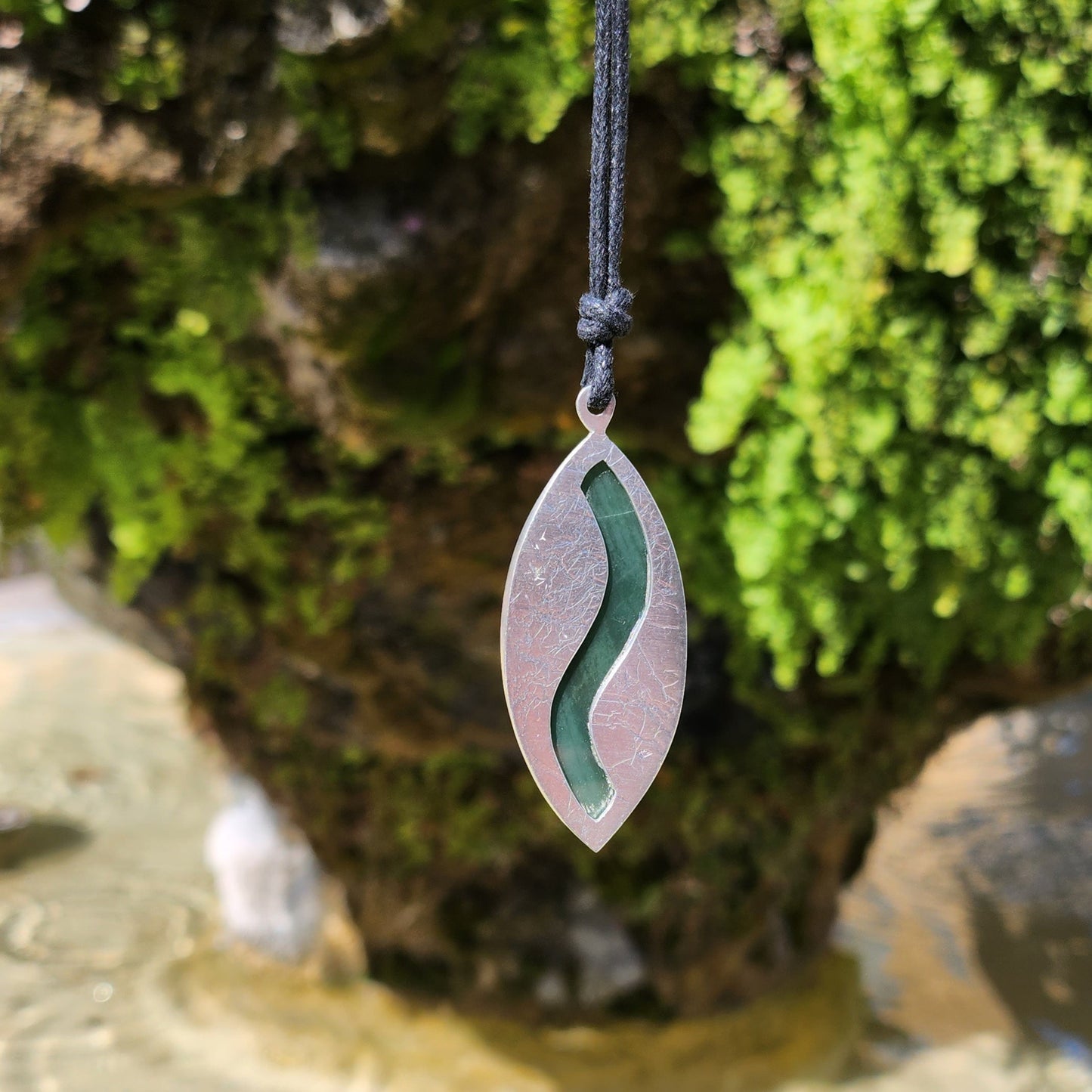 Collier Rivière en Argent Massif et Jade. Pièce unique