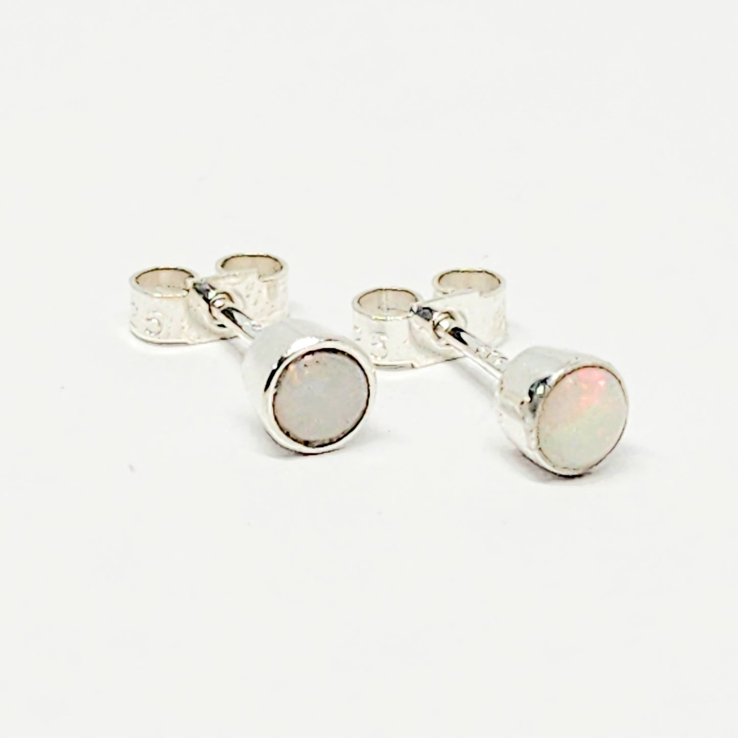 Puces d'oreilles en Argent et opales
