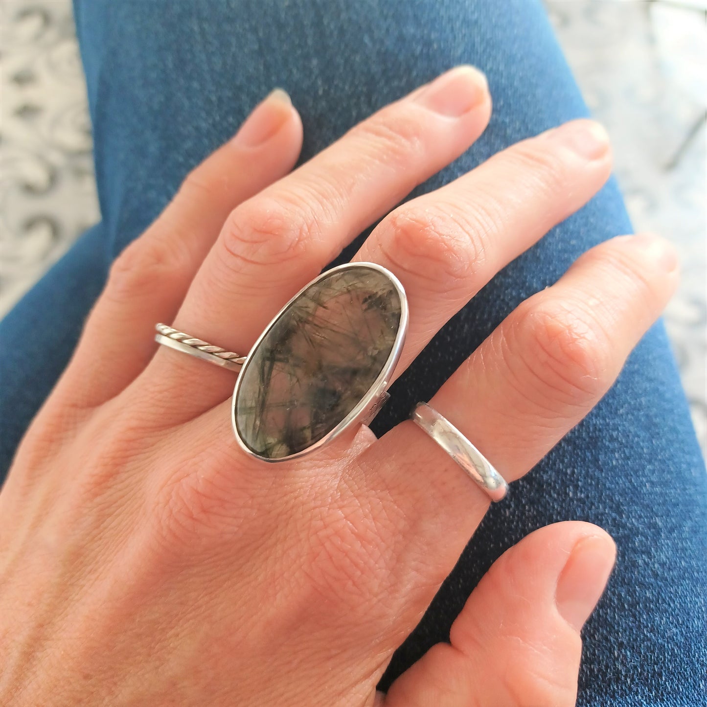 Bague en Argent Massif avec Quartz à inclusions. Pièce unique