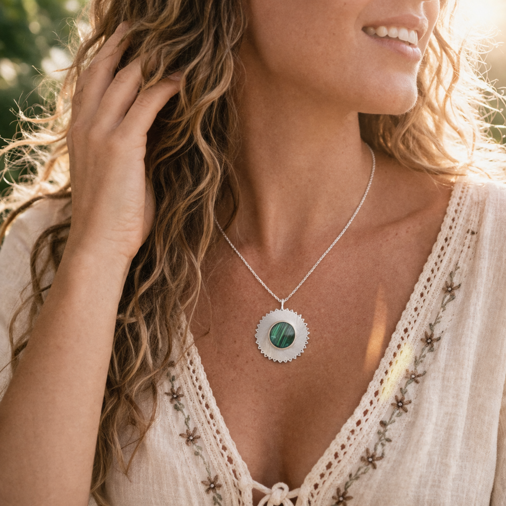 Collier en Argent Massif et Labradorite. Pièce unique
