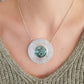 Collier en argent massif texturé et Émeraude naturelle