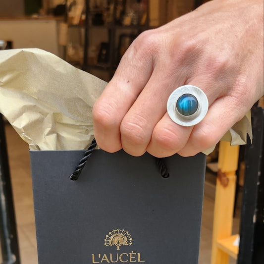 Bague Patricia en Argent sertie d'une Labradorite