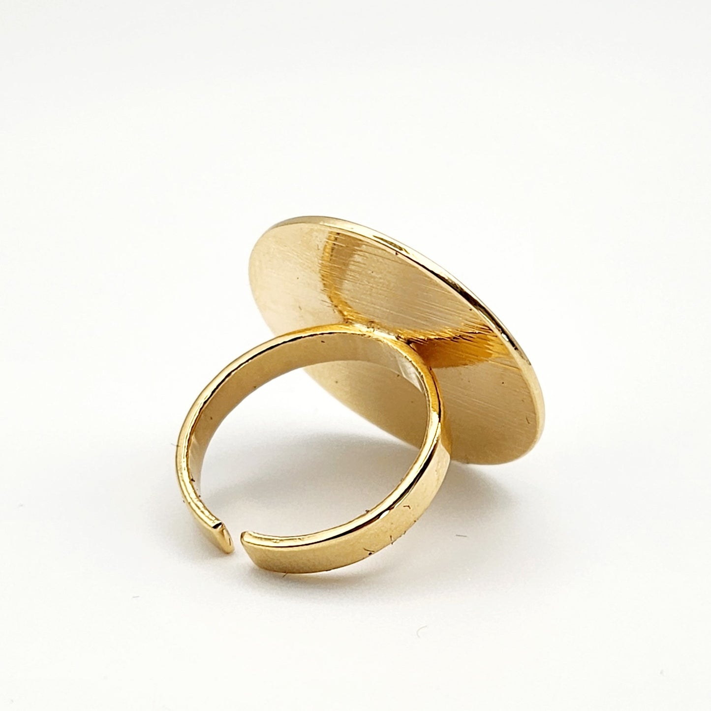 Bague Patricia réglable en plaqué or sertie d'un Jaspe Africain
