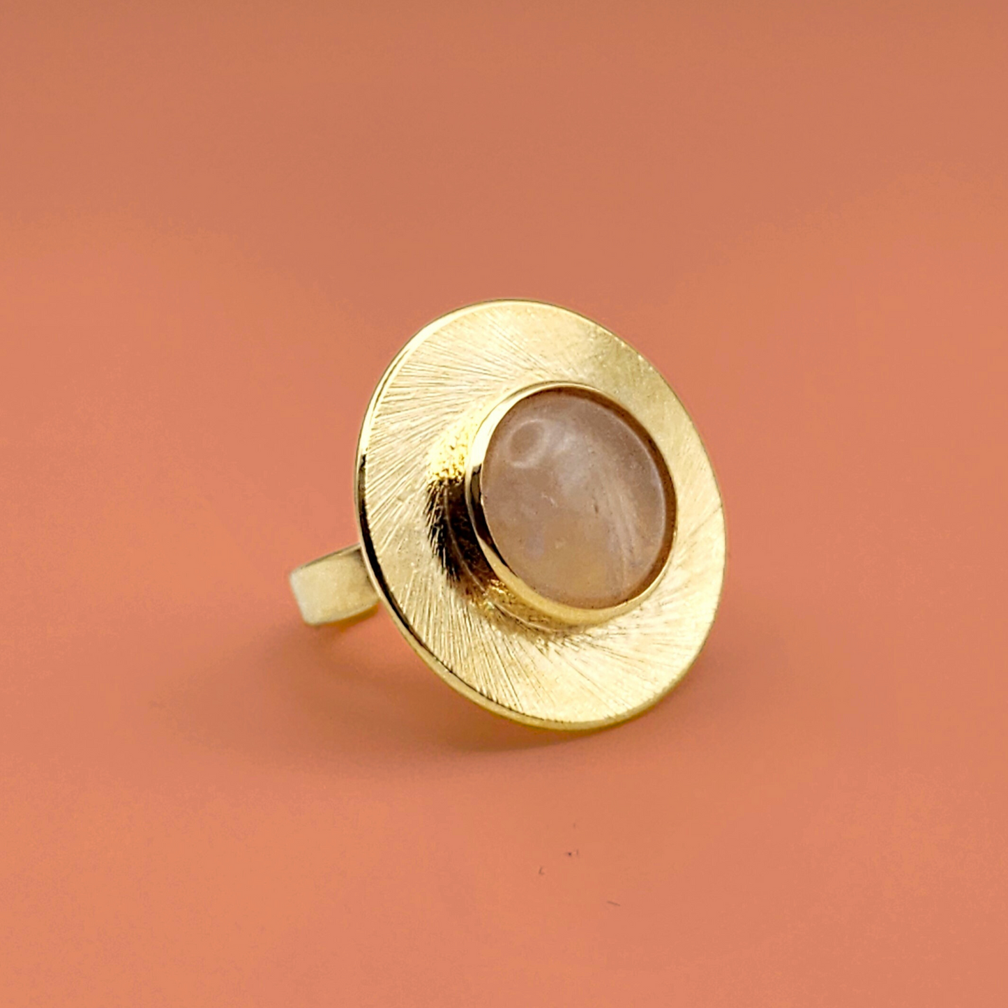 Bague Patricia en plaqué or sertie d'un Quartz rose