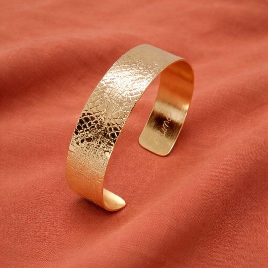 Bracelet Manchette en Plaqué Or, motif dentelle