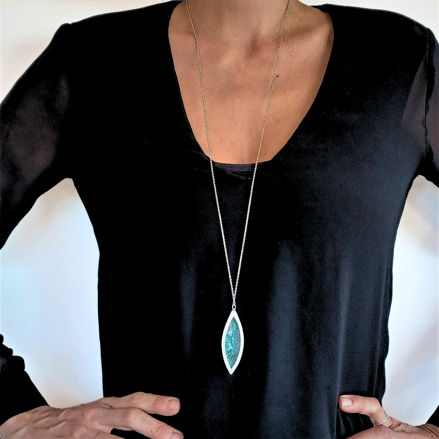 Collier en Argent Massif et Chrysocolle Marquise. Pièce unique