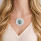 Collier en argent massif texturé et Émeraude naturelle