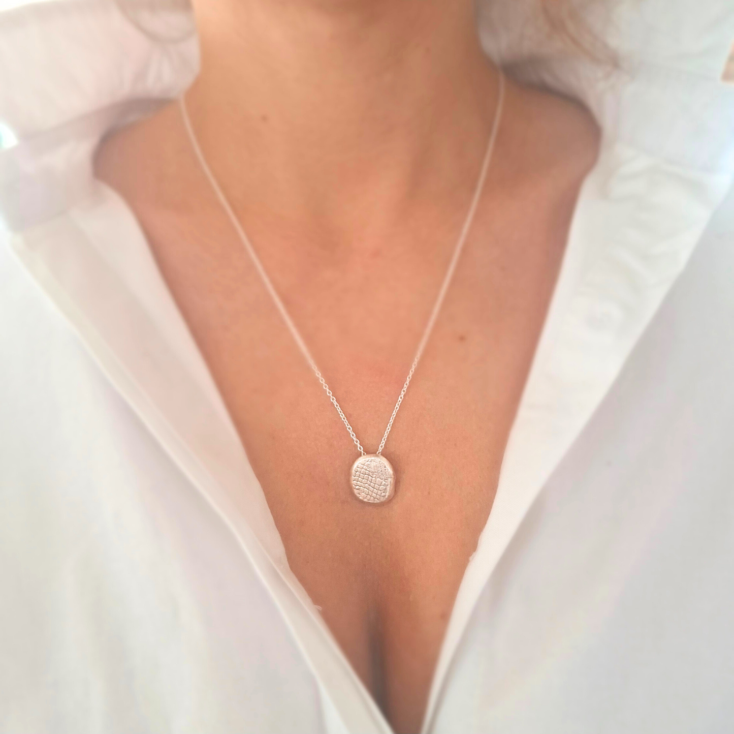 Collier lingot en Argent Massif recyclé. Pièce unique