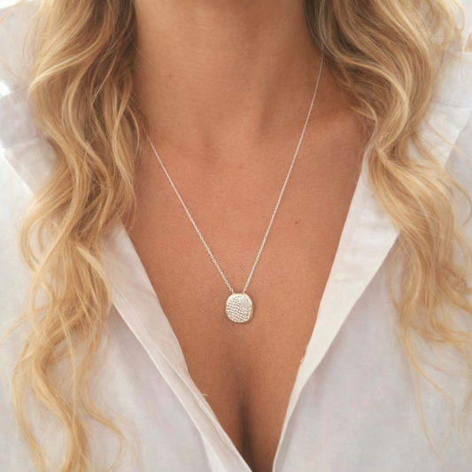 Collier lingot en Argent Massif recyclé. Pièce unique