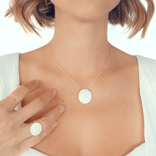 Collier Pastille en Argent Massif, motif dentelle