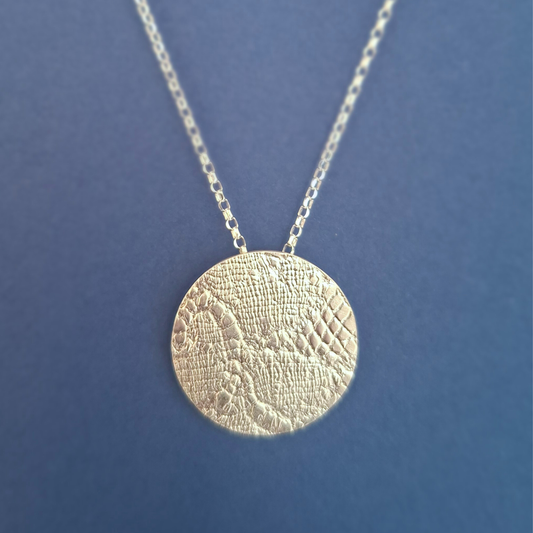 Collier Pastille en Argent Massif, motif dentelle