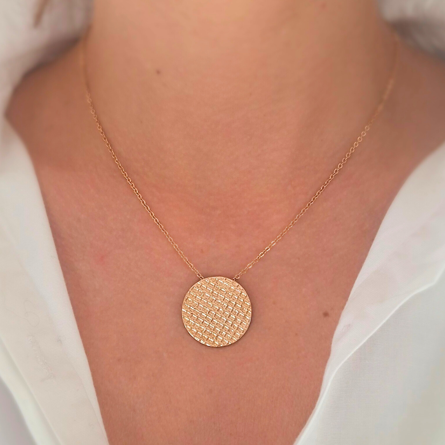 Collier Pastille en Plaqué Or, motif géométrique