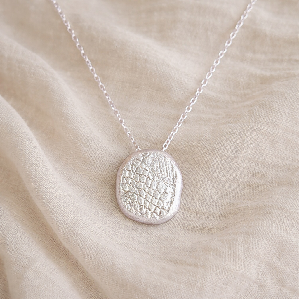 Collier lingot en Argent Massif recyclé. Pièce unique