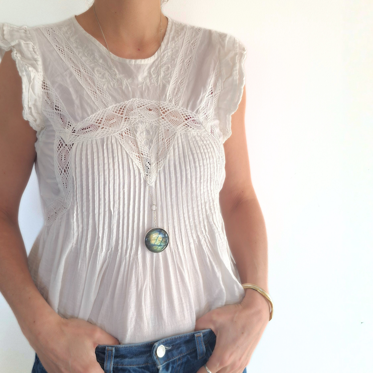 Collier Sautoir en Argent Massif et Labradorite multi-feux. Pièce unique