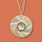 Collier Sautoir Patricia Argent serti d'une Nacre Grise
