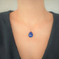 Collier en Plaqué Or, serti d'une Lapis Lazuli. Pièce unique