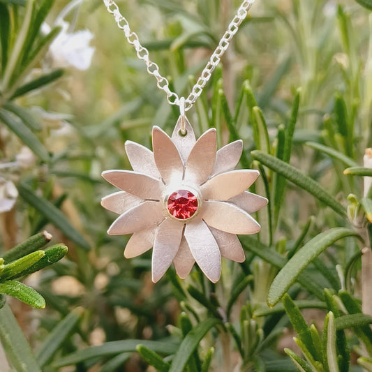 Collier Marguerite en Argent Massif et Grenat